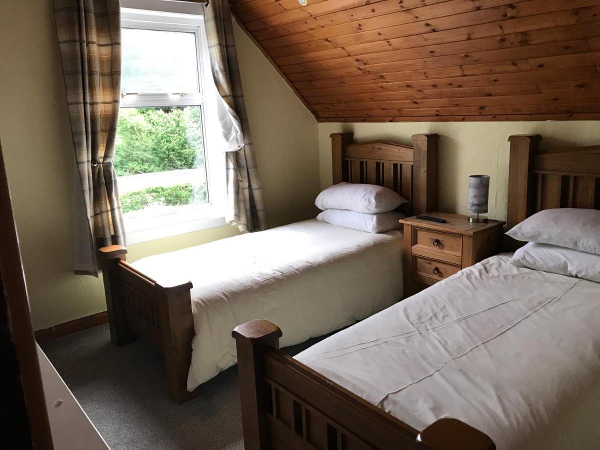 แคมป์ฟิลด์ เฮาส์ เบด แอนด์ เบรกฟาสต์ Bed & Breakfast ฟอร์ตวิลเลียม ภายนอก รูปภาพ